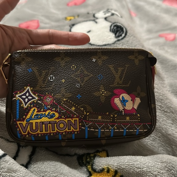 Lv mini pochette - Picture 1 of 6